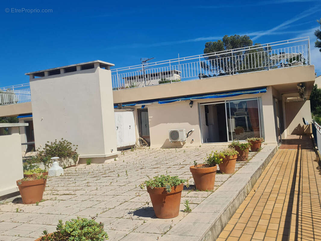 Appartement à SAINT-MANDRIER-SUR-MER