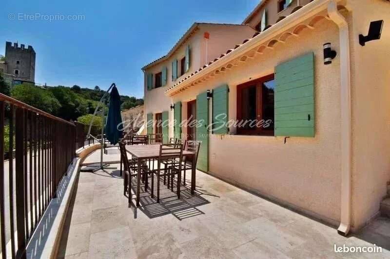 Maison de 82 m² à Esparron-de-Verdon - photo 2