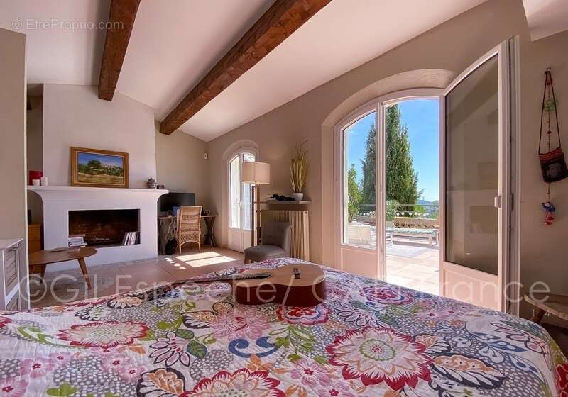 Maison à MOUGINS
