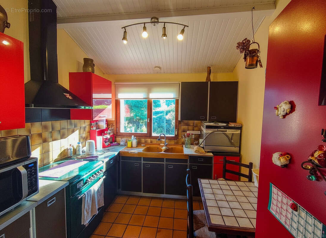 Maison à PUY-L&#039;EVEQUE