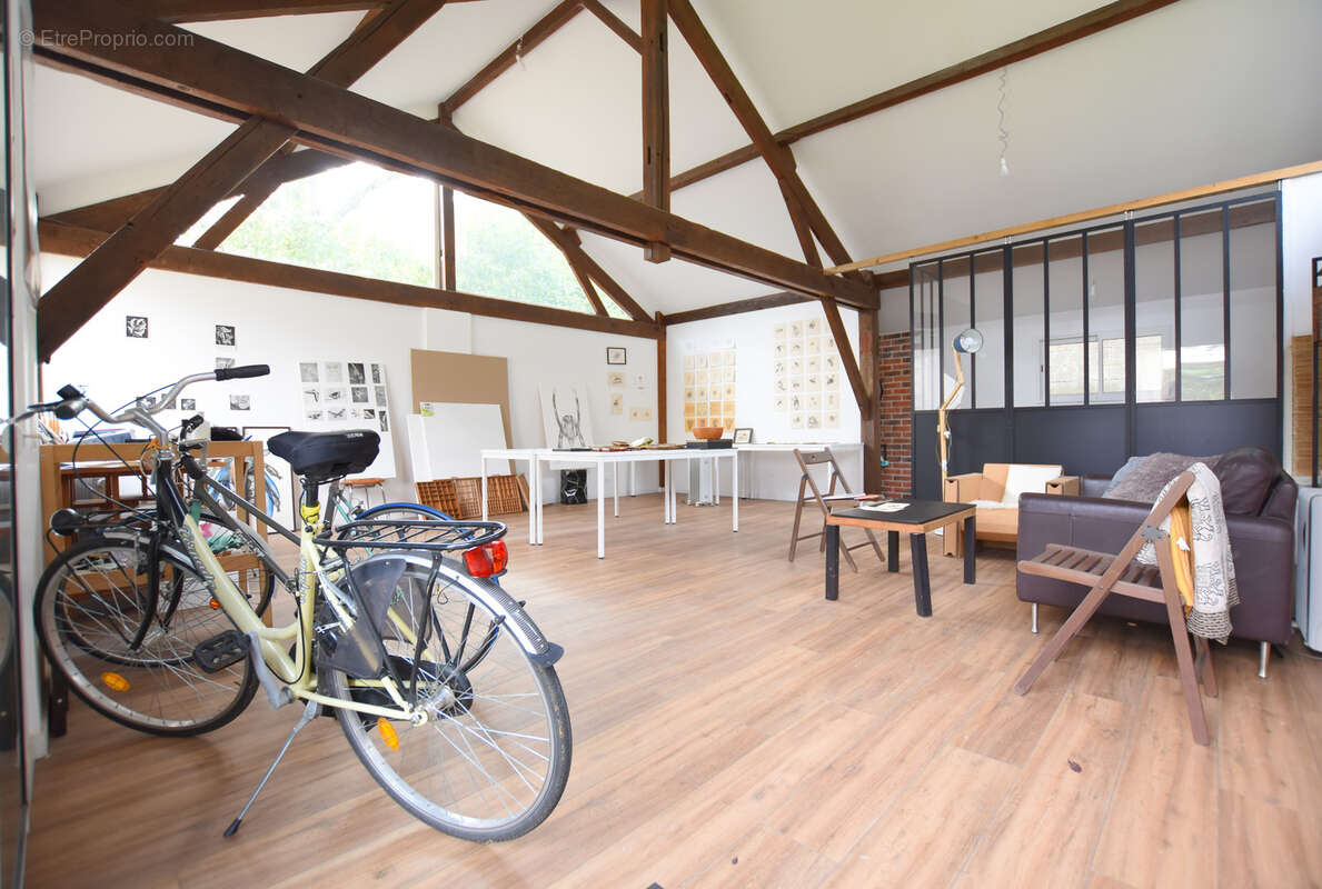 Maison à LES ESSARTS-LE-ROI