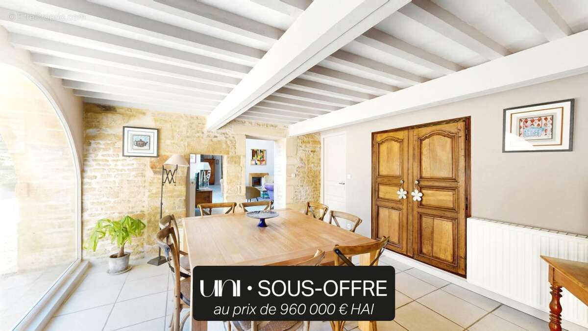 Maison à FONTAINE-HENRY