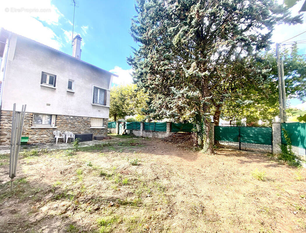 Maison à AUBERGENVILLE