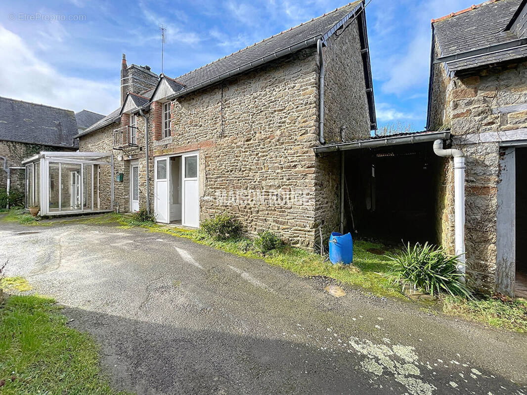 Maison à EPINIAC