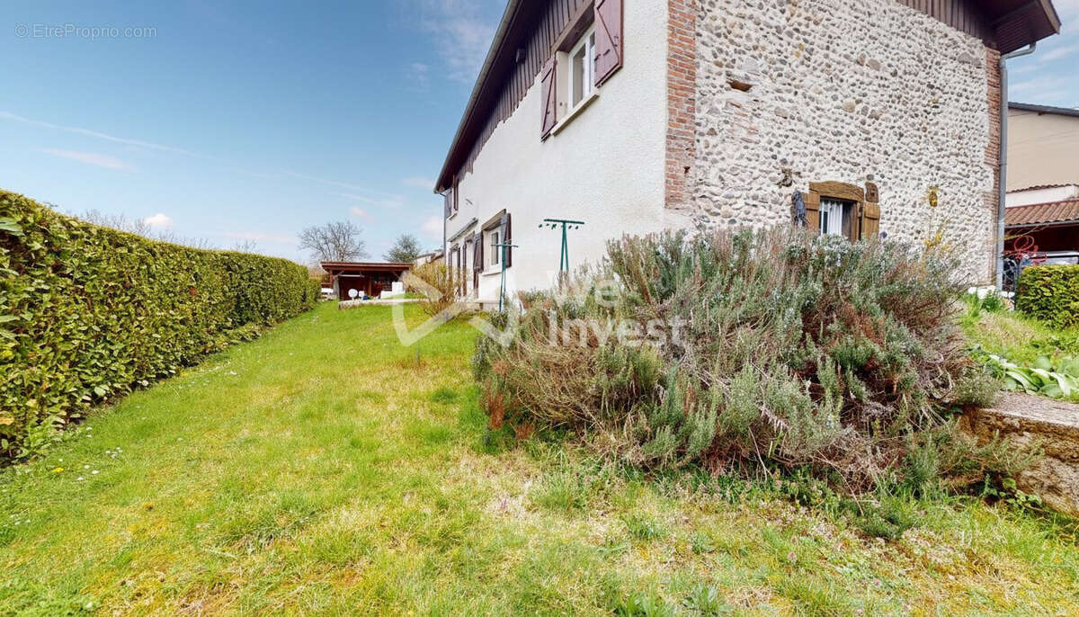 Maison à RIVES