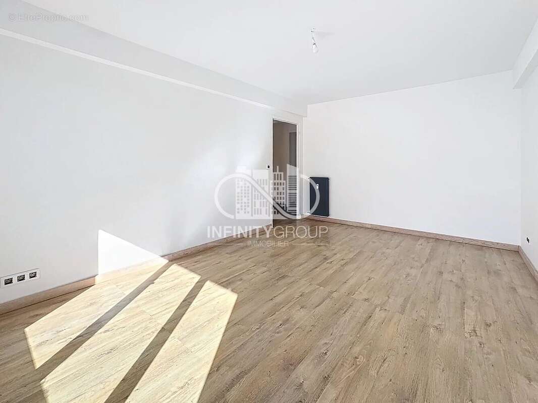 Appartement à CAGNES-SUR-MER