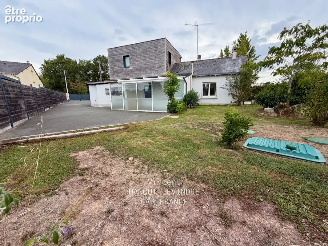 Maison à vendre 6 pièces SAINT BARTHELEMY D'ANJOU (49) - photo 12