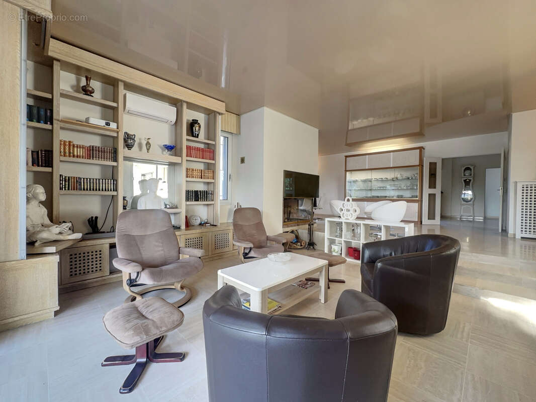 Maison à SAINT-JEAN-DE-VEDAS