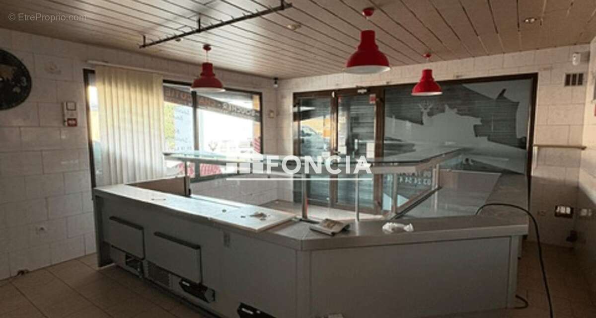 Revin - local commercialle de 110m2 avec fort potentiel - photo 4