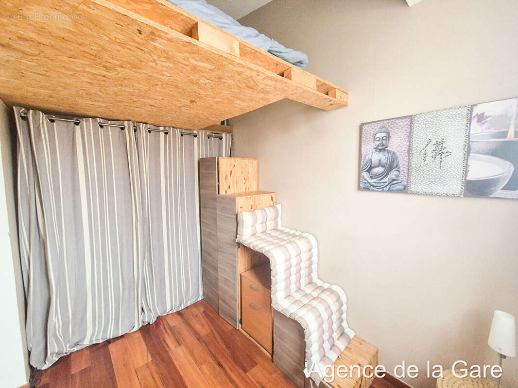 Appartement à SARTROUVILLE