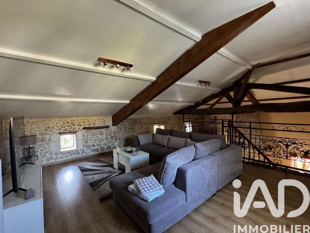 Photo 4 - Maison à SAINT-BONNET-SUR-GIRONDE