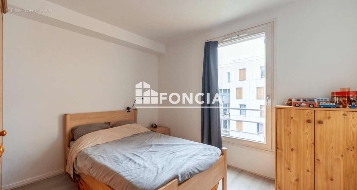 Appartement à L'ILE-SAINT-DENIS