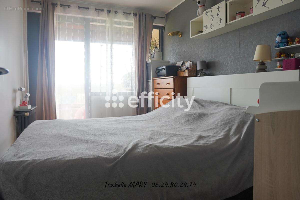 Appartement à CHEVILLY-LARUE