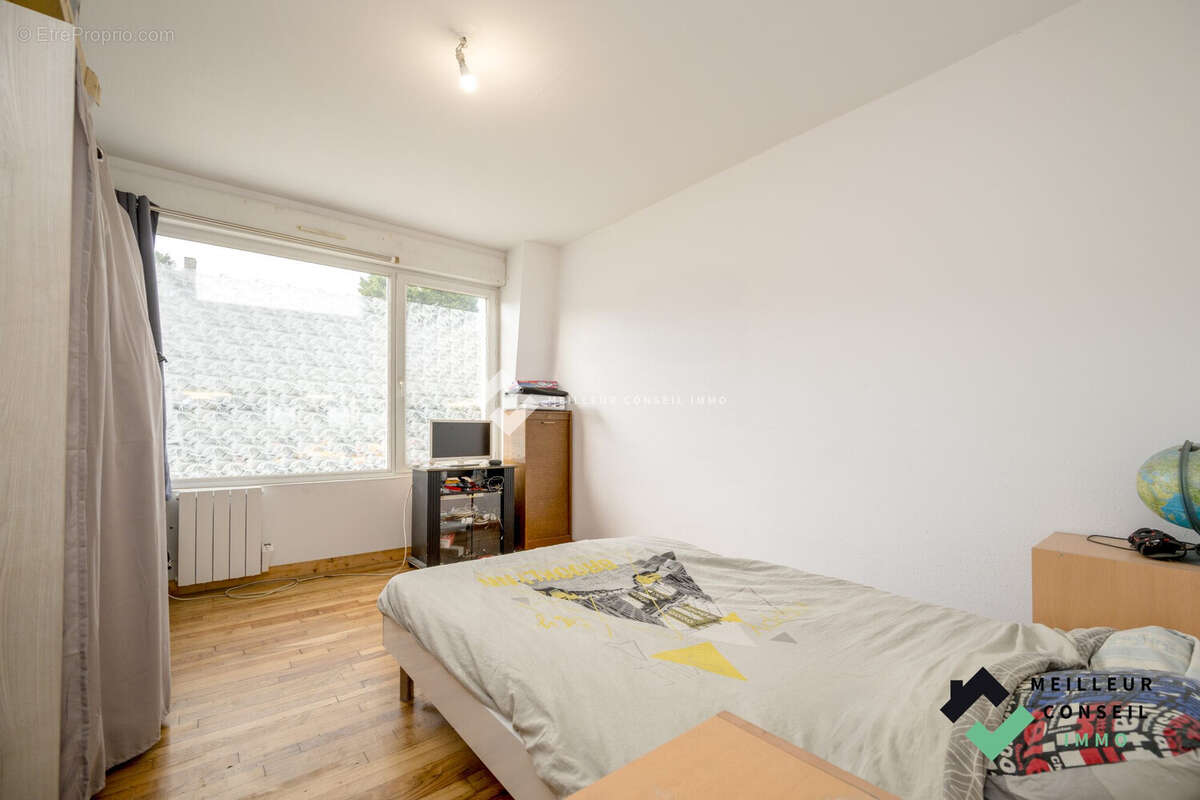 Appartement à SAINT-DONAN