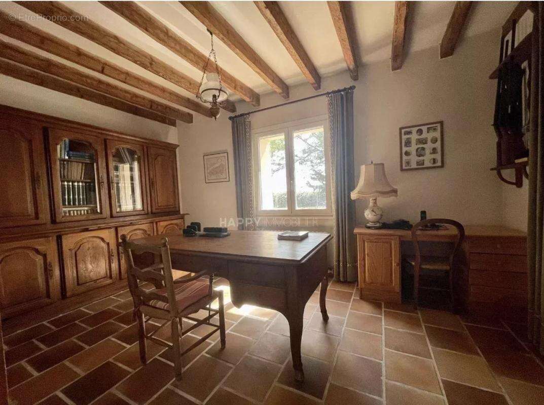 Mas familial sur 8000m2 de terrain à Arles - photo 15