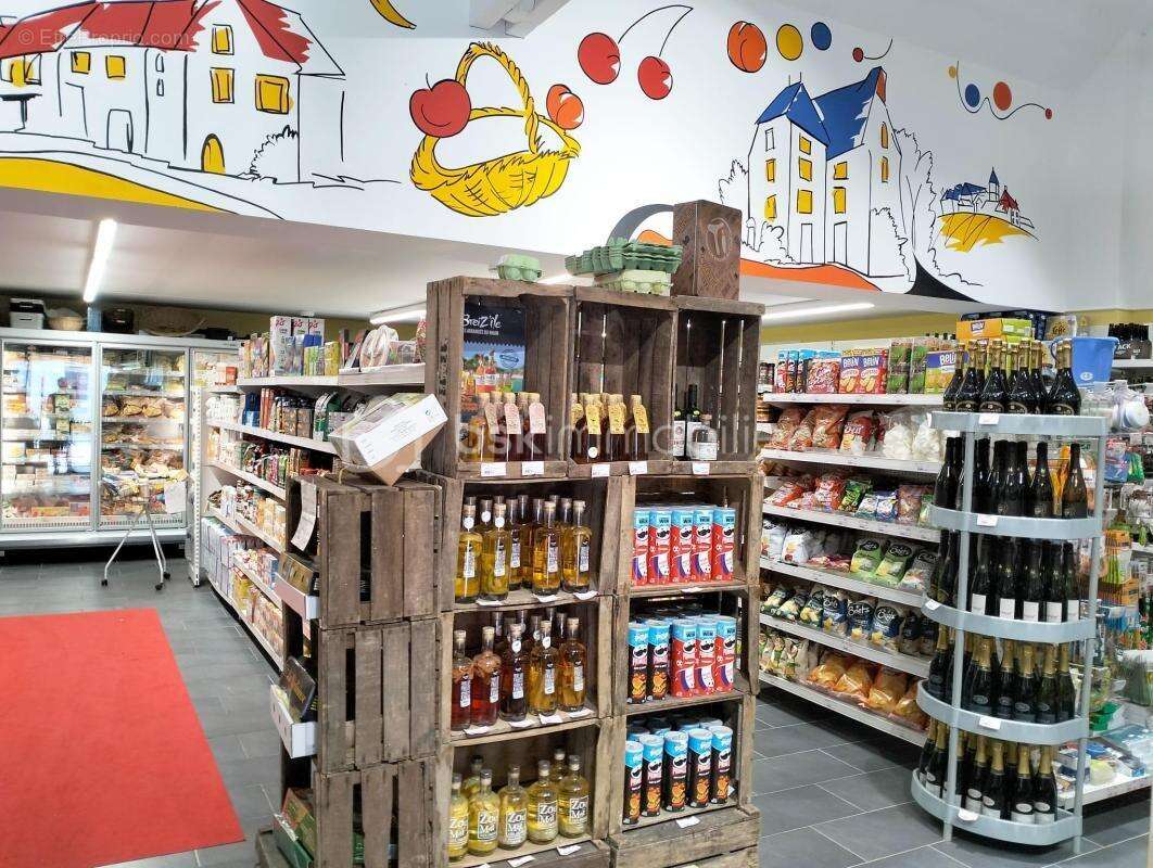 Commerce à SACHE