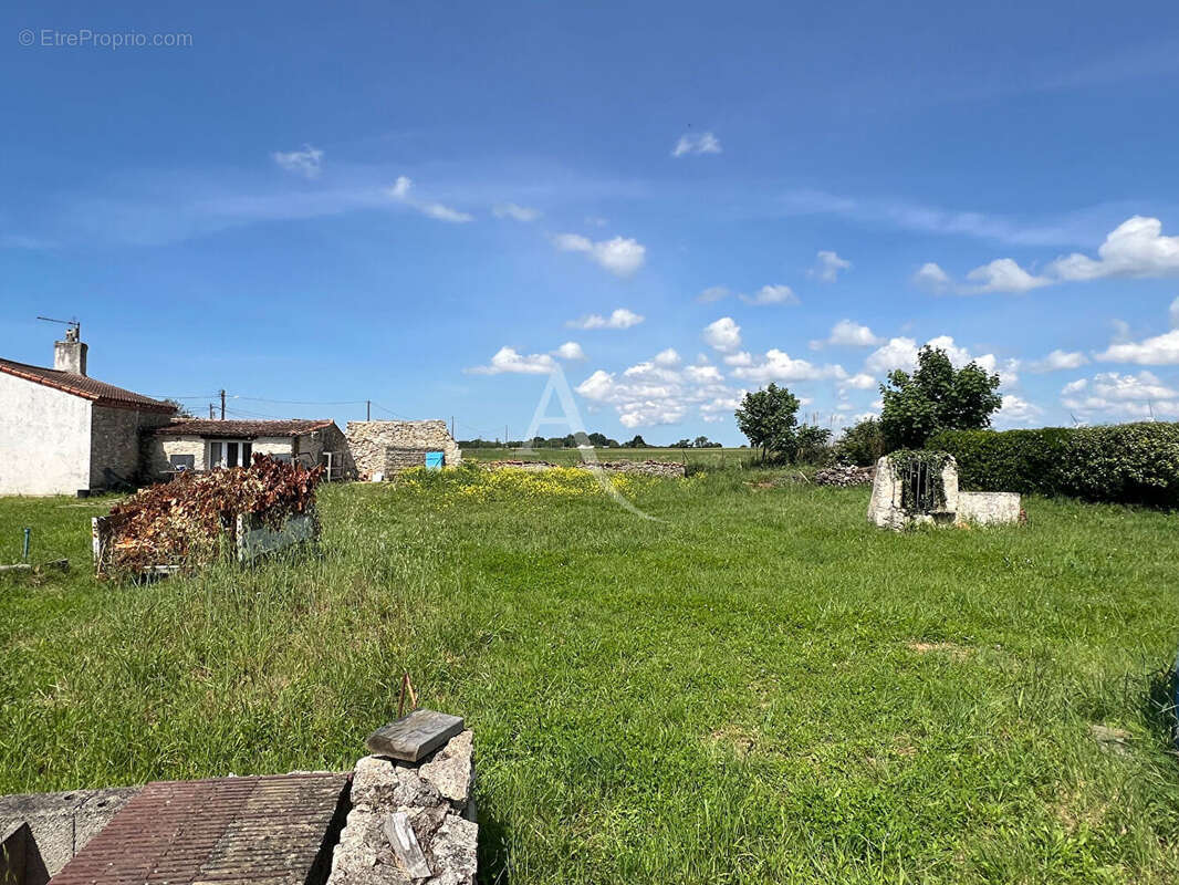 Maison à LONGEVILLE-SUR-MER