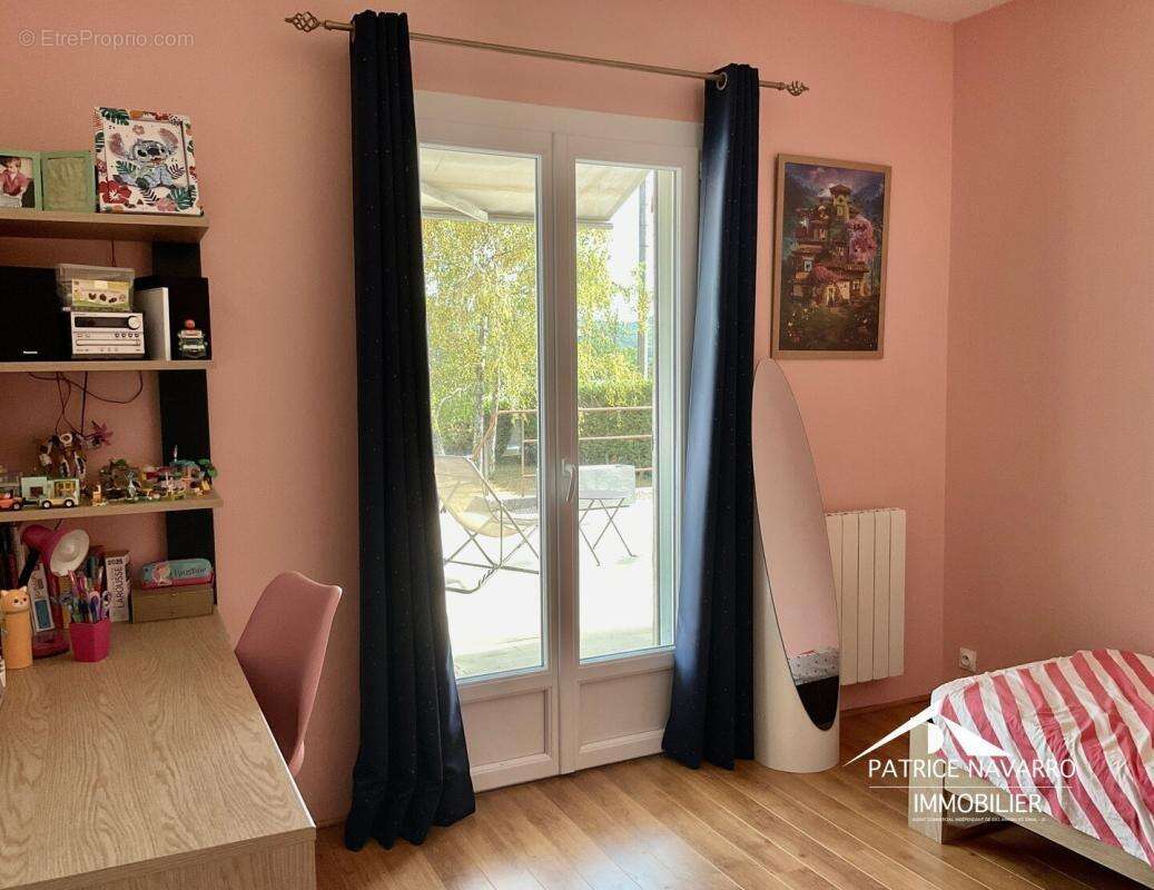 Maison plain-pied 6 pieces 106 m² - photo 10