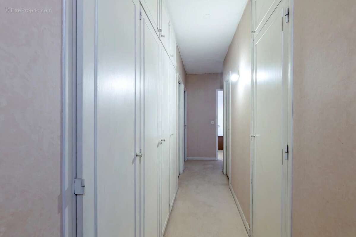 Appartement à CHAVILLE