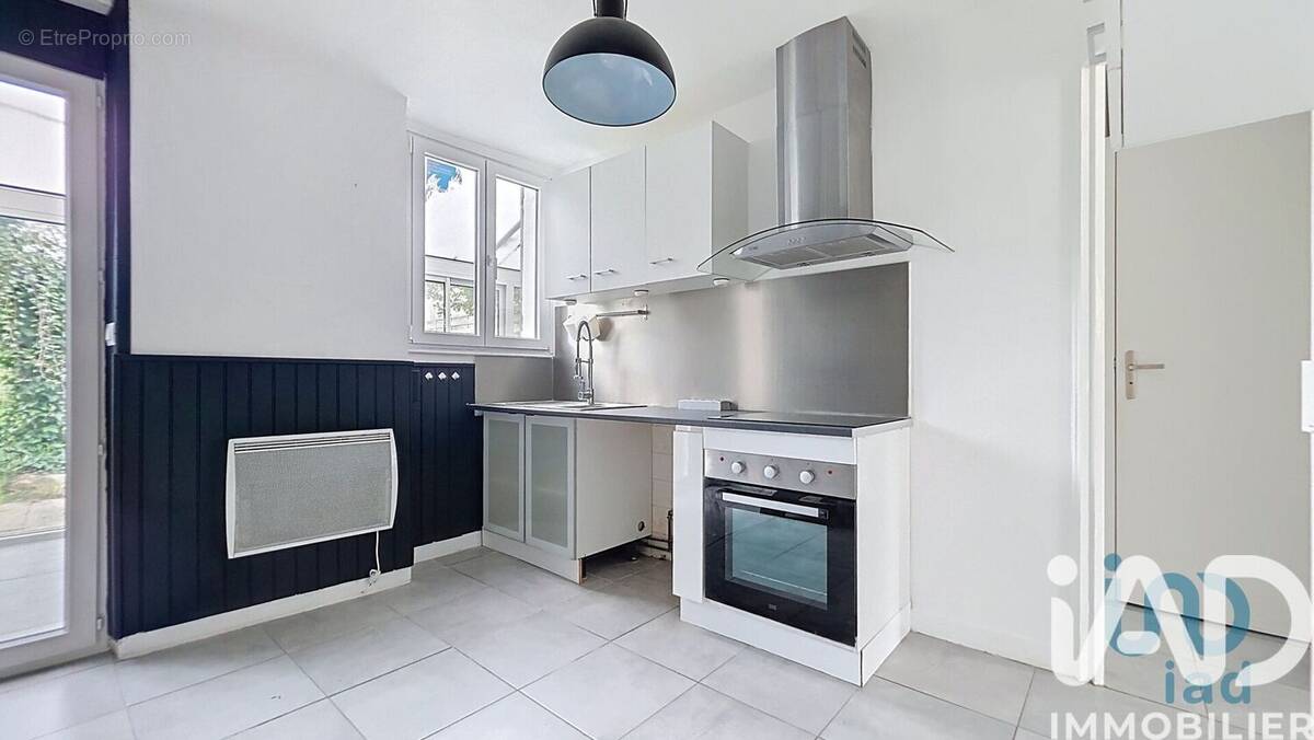 Photo 1 - Maison à ROMILLY-SUR-SEINE