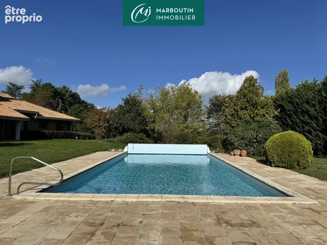 Villa de caractère avec piscine - photo 16