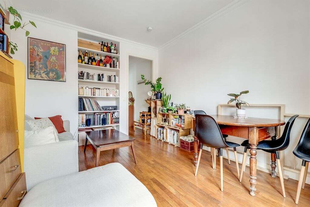 Appartement à PARIS-11E