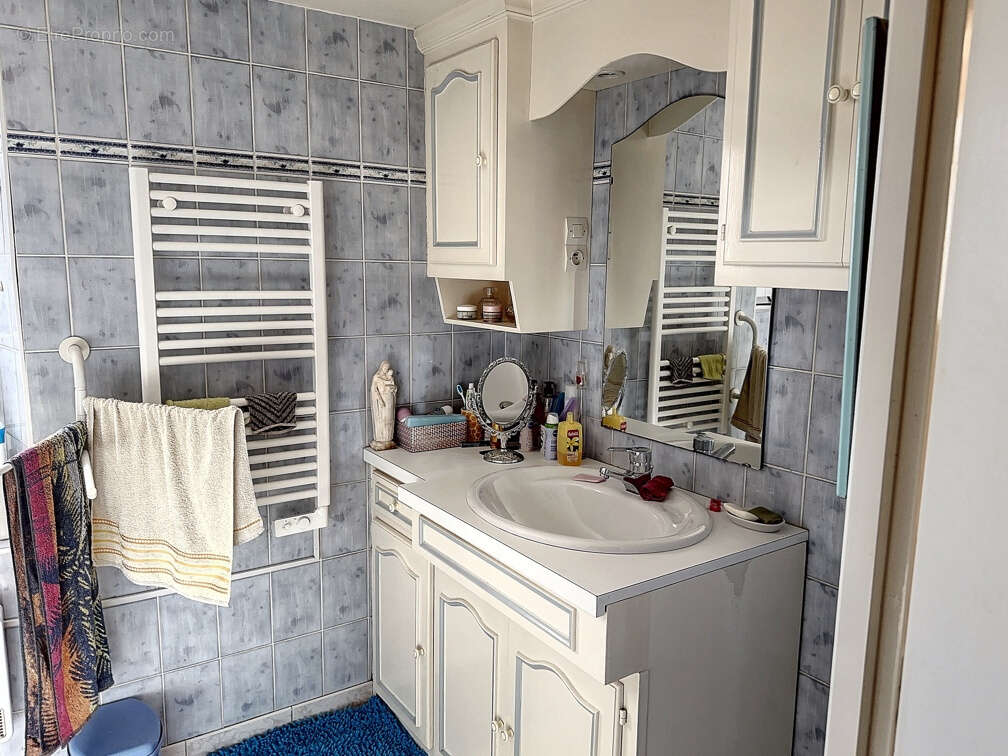 Maison à CHAMPAGNEY