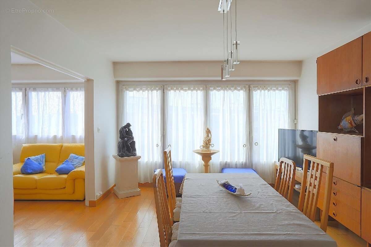 Appartement à YERRES