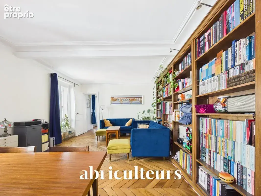 Appartement 3 pièces au pied du Sacré Cœur - Montmartre - photo 2