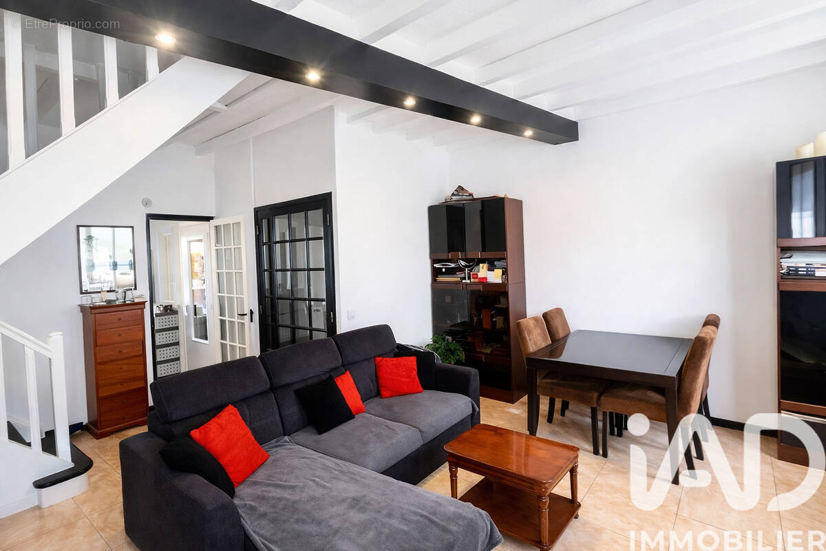 Photo 1 - Maison à MONTIGNY-LES-CORMEILLES