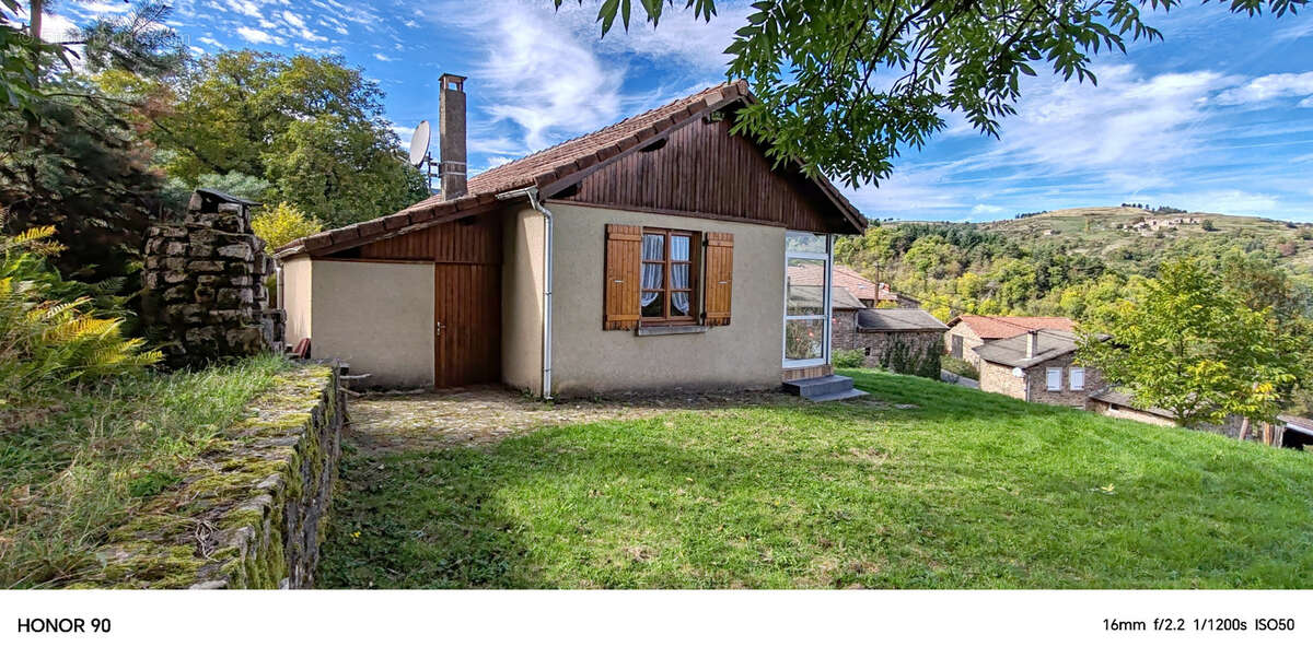 Maison à DESAIGNES