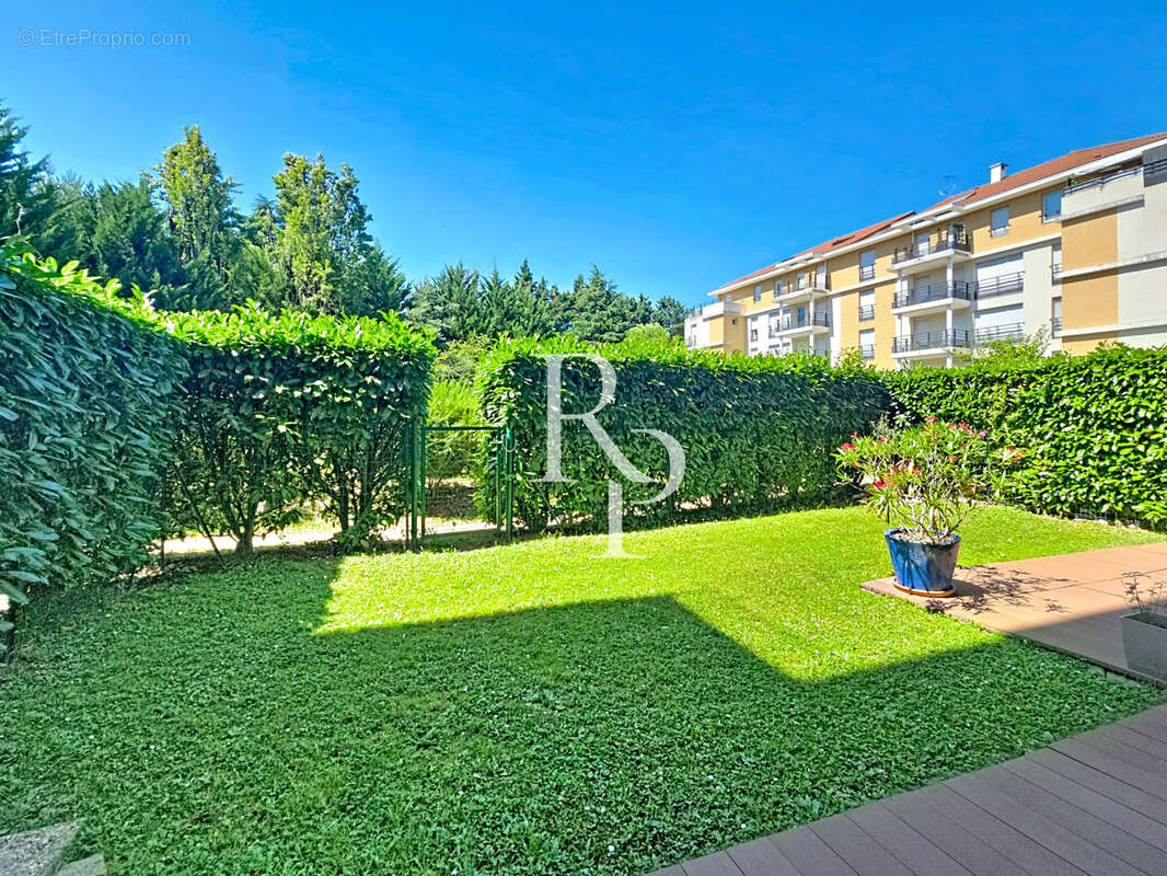 Appartement à TASSIN-LA-DEMI-LUNE