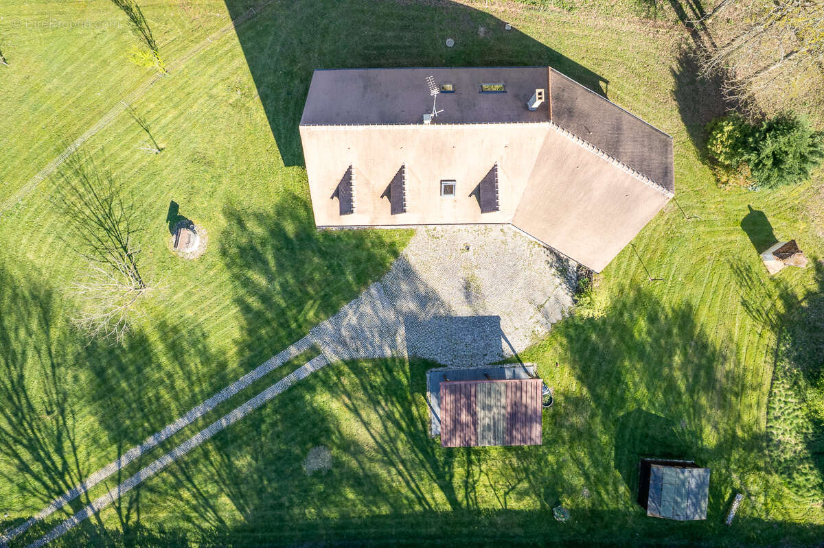 Maison à VIGNOUX-SUR-BARANGEON