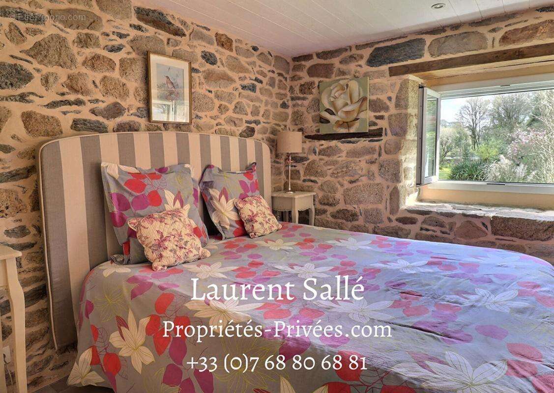 QUESTEMBERT  (56230) - Moulin et Maison de caractère 220 m² - photo 6