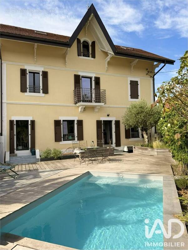 Maison 160 m² à Arthaz-Pont-Notre-Dame  - photo 1