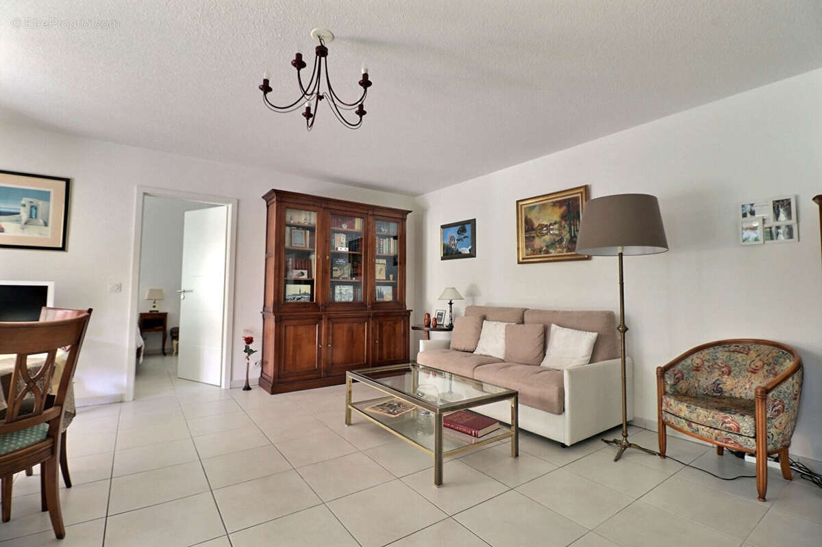 Appartement à SAINT-RAPHAEL