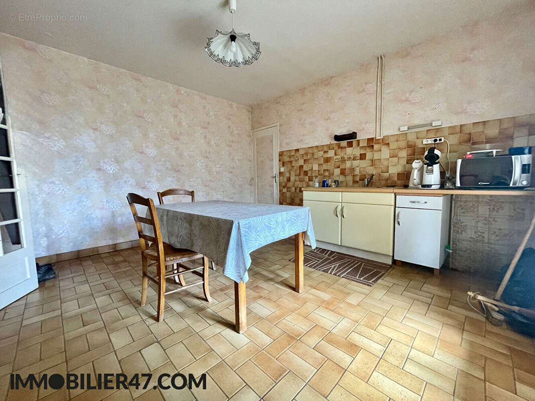 Maison à CASTELMORON-SUR-LOT