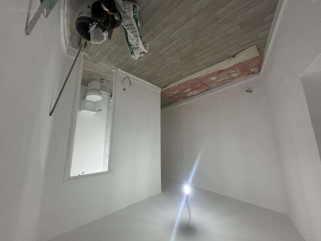 Appartement à MARSEILLE-2E