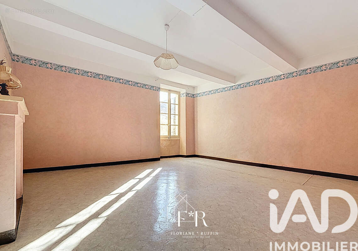 Photo 8 - Maison à ENTRAIGUES-SUR-LA-SORGUE