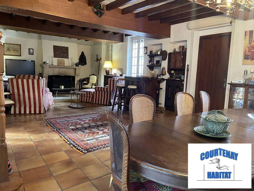 Maison à CHUELLES