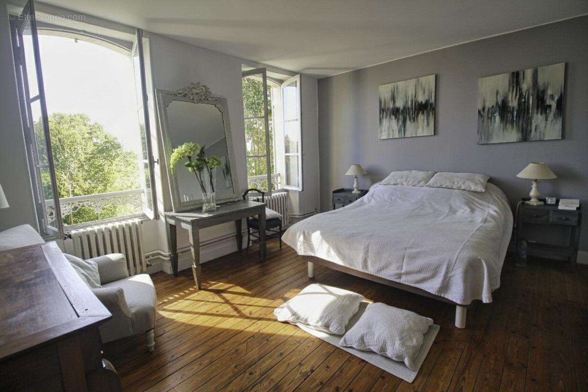 Maison à LA BENATE