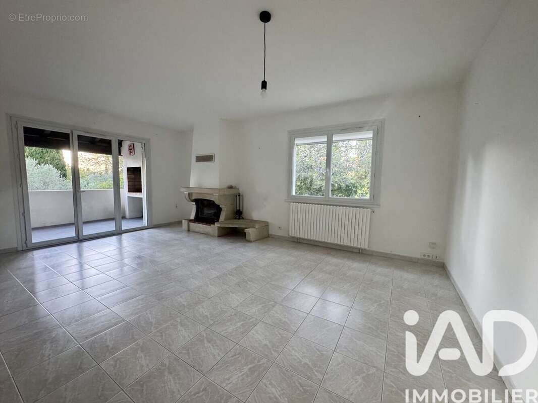 Photo 7 - Maison à NIMES