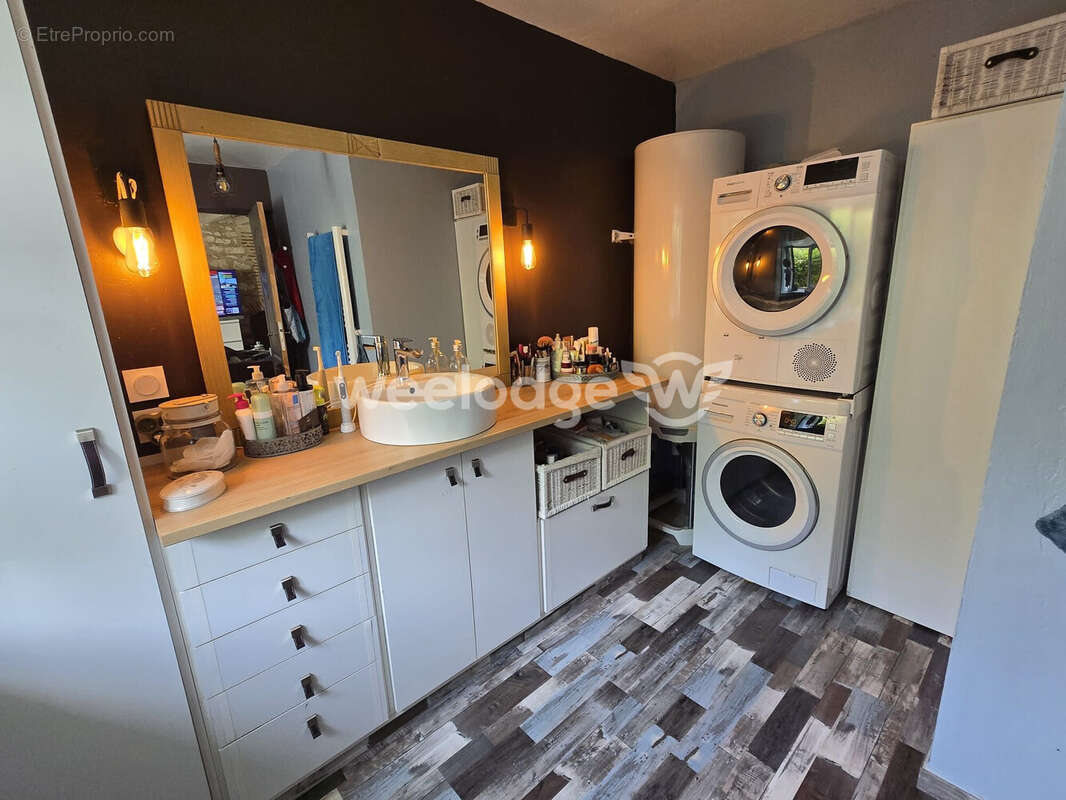 Maison à MONTIPOURET