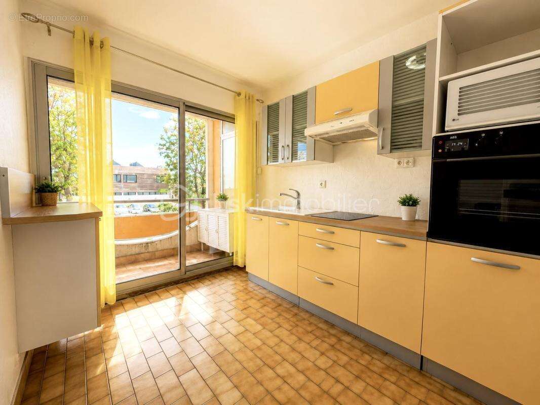 Appartement à MANDELIEU-LA-NAPOULE