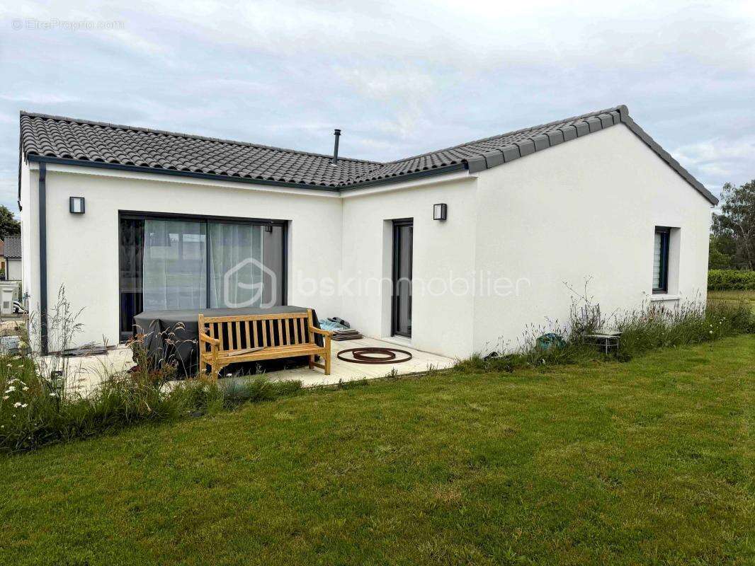 Maison à COULOUNIEIX-CHAMIERS
