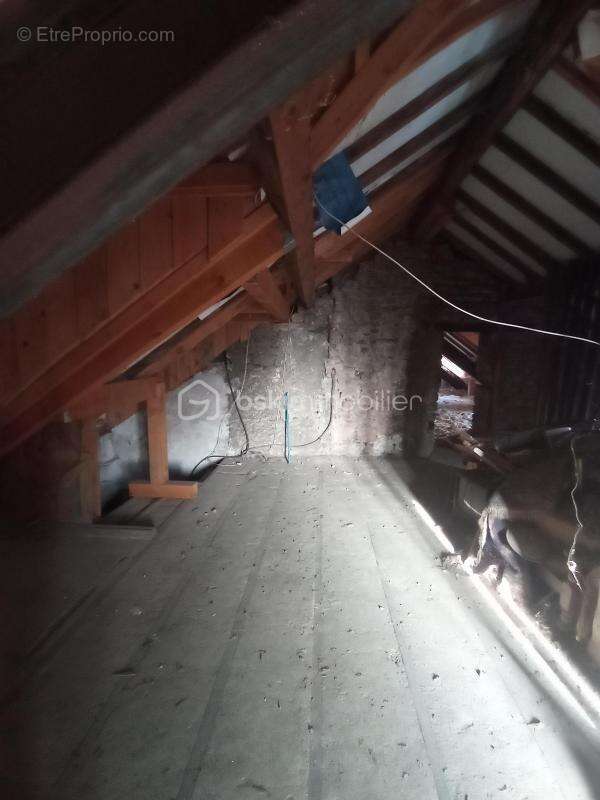 Appartement à QUINGEY