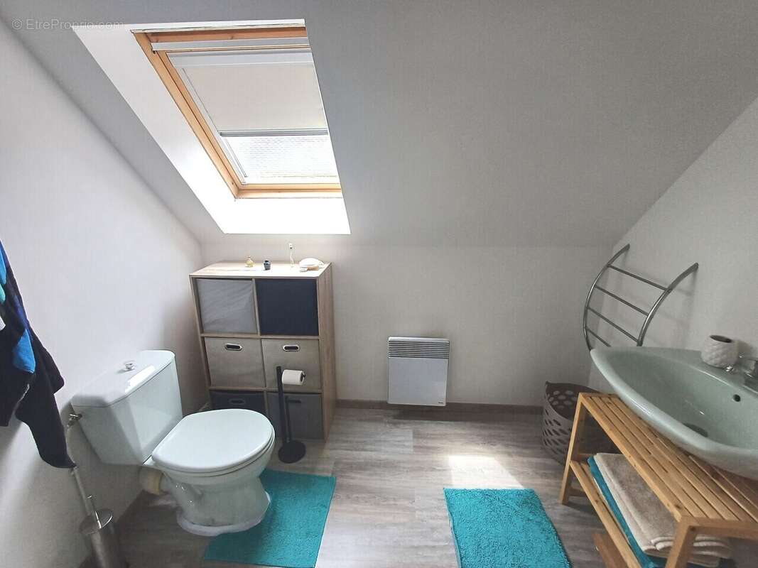 Maison à NEUVILLE-FERRIERES