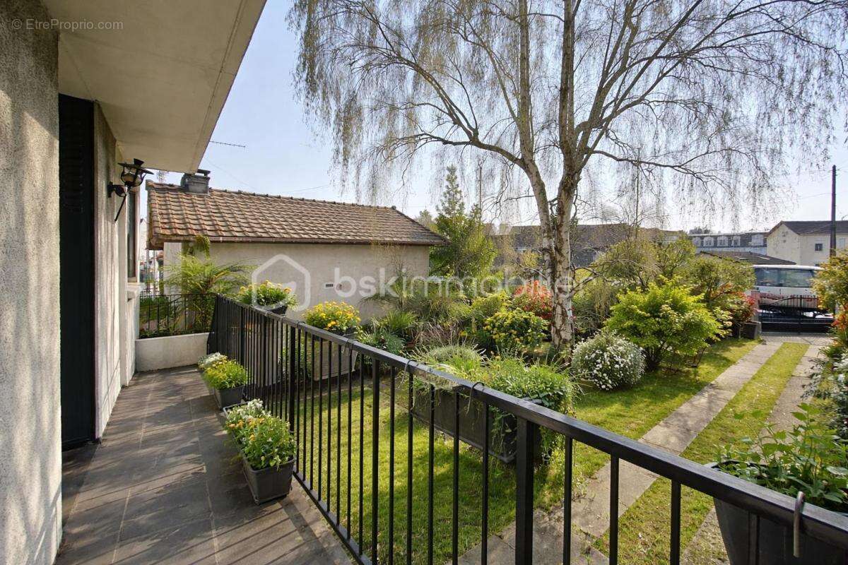 Maison à AULNAY-SOUS-BOIS