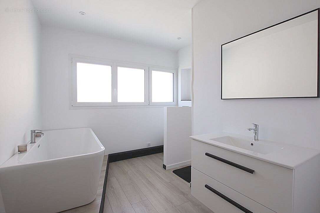 Maison à BOIS-D'ARCY