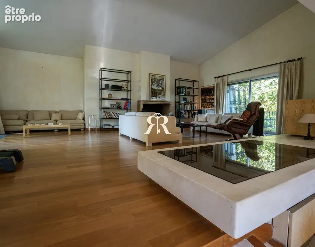 Maison de Maître d'exception de 380 m2 avec piscine - photo 6